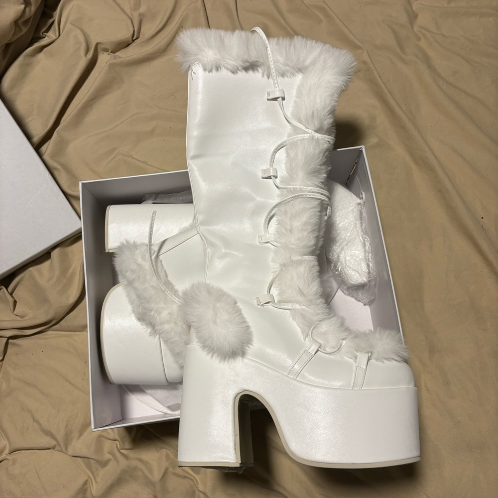 NEW WINTER FUR PLATFORM BOOTS, WHITE